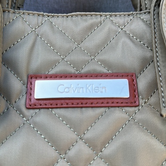 Calvin Klein Quilted Tote - Olive Green - Picture 2 of 16